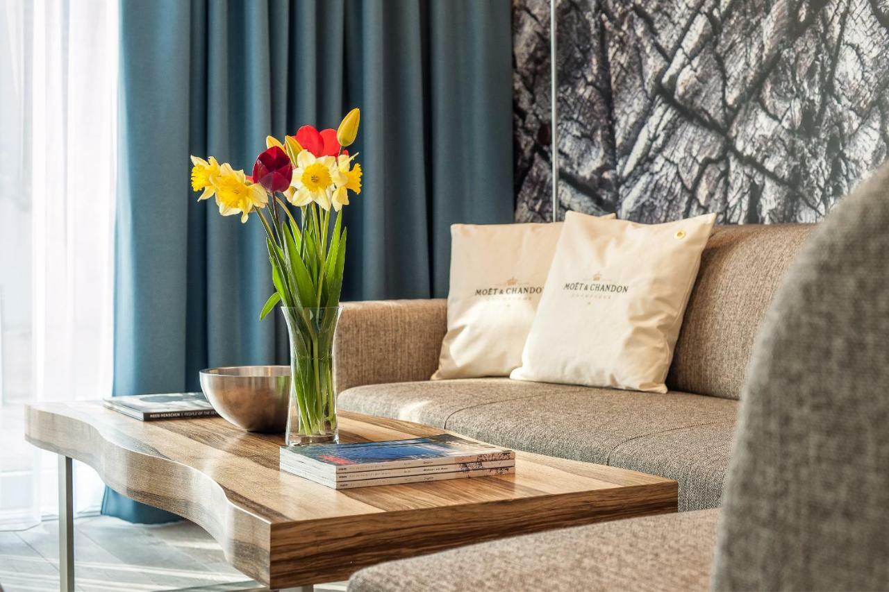 Villa Lotsenhaeuser Ruegen - Luxus Ferienhaus - 3 Schlafzimmer - Sauna - Dachterrasse Mit Boddenblick Breege Buitenkant foto