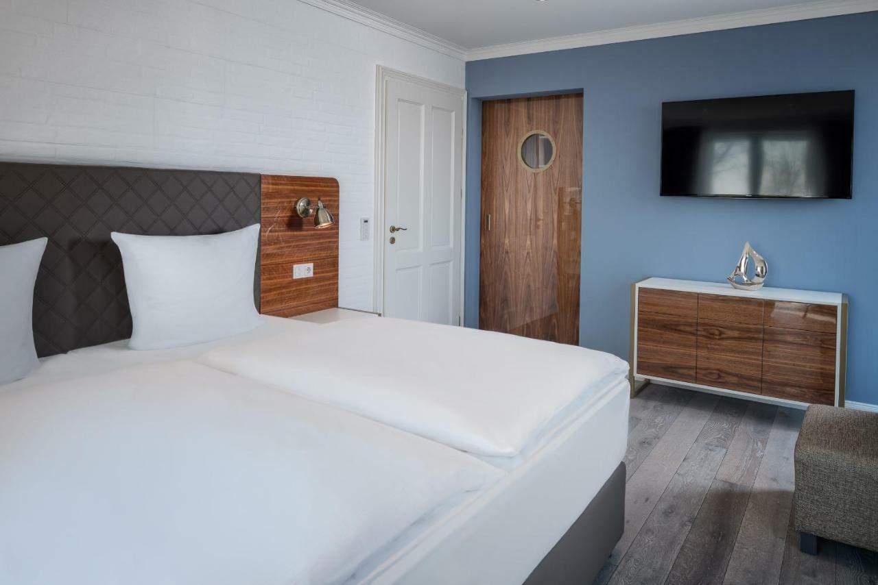Villa Lotsenhaeuser Ruegen - Luxus Ferienhaus - 3 Schlafzimmer - Sauna - Dachterrasse Mit Boddenblick Breege Buitenkant foto