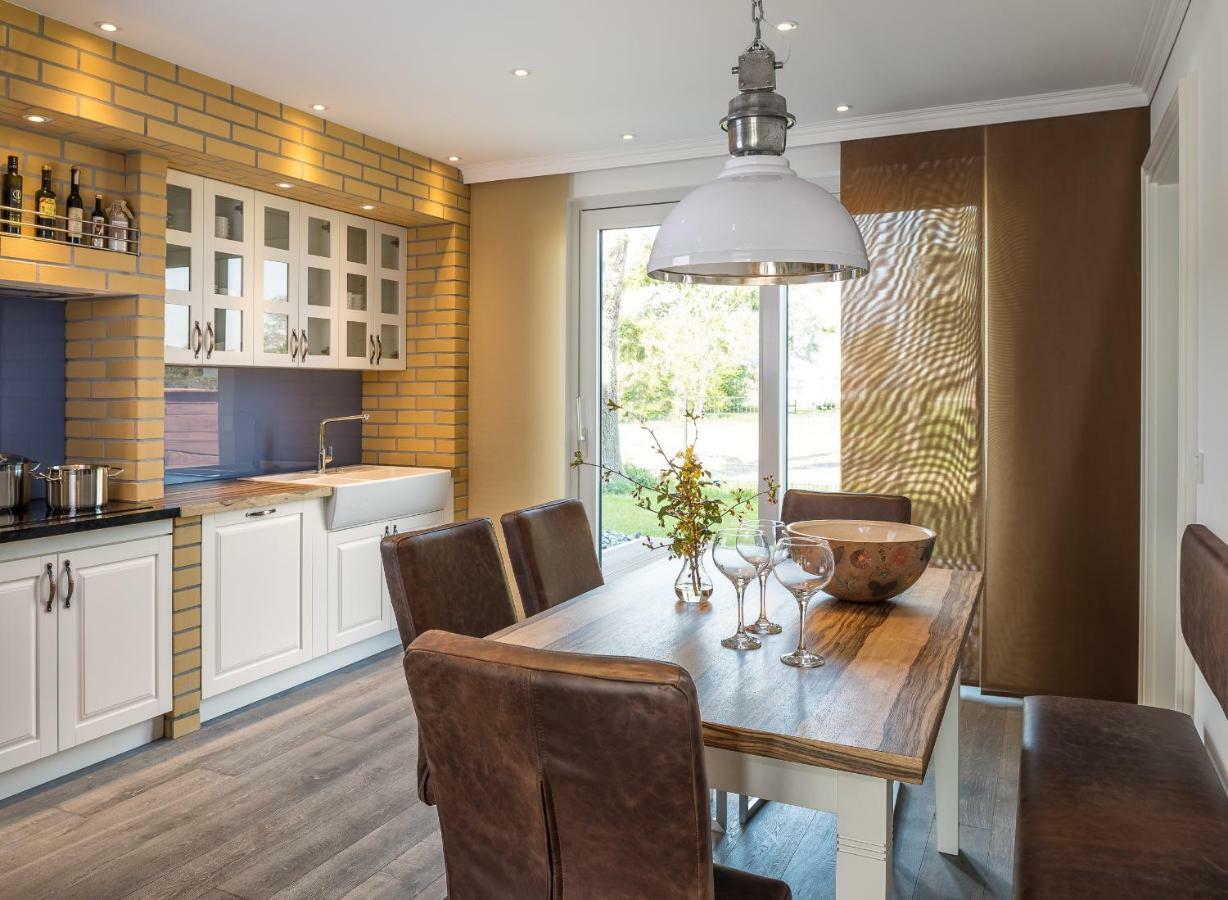 Villa Lotsenhaeuser Ruegen - Luxus Ferienhaus - 3 Schlafzimmer - Sauna - Dachterrasse Mit Boddenblick Breege Buitenkant foto